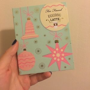 Too Faced Eggnogg Latte Scented Palette